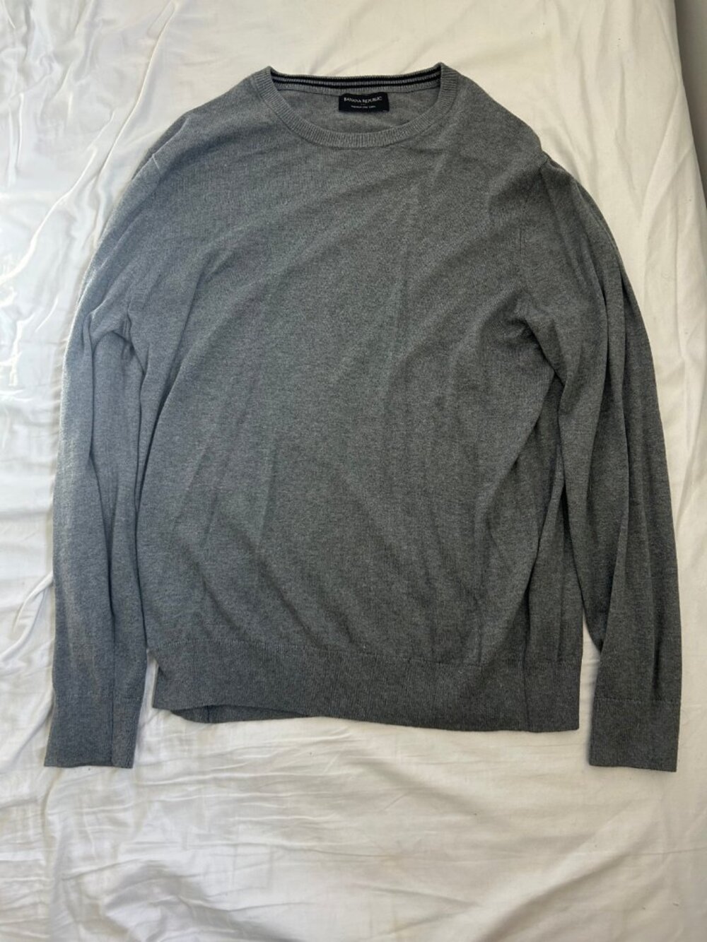 Banana Republic Premium Luxe Yarn Crewneck Sweater L Gray Silk Cashmere